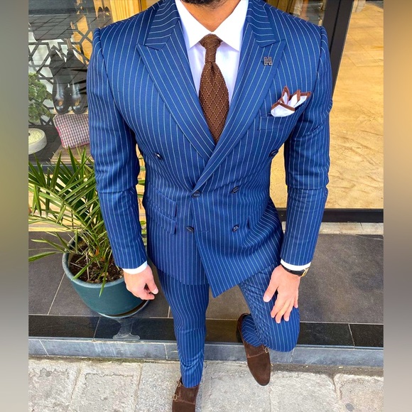 Navy Blue Pinstripe Suit - Picture 1 of 3